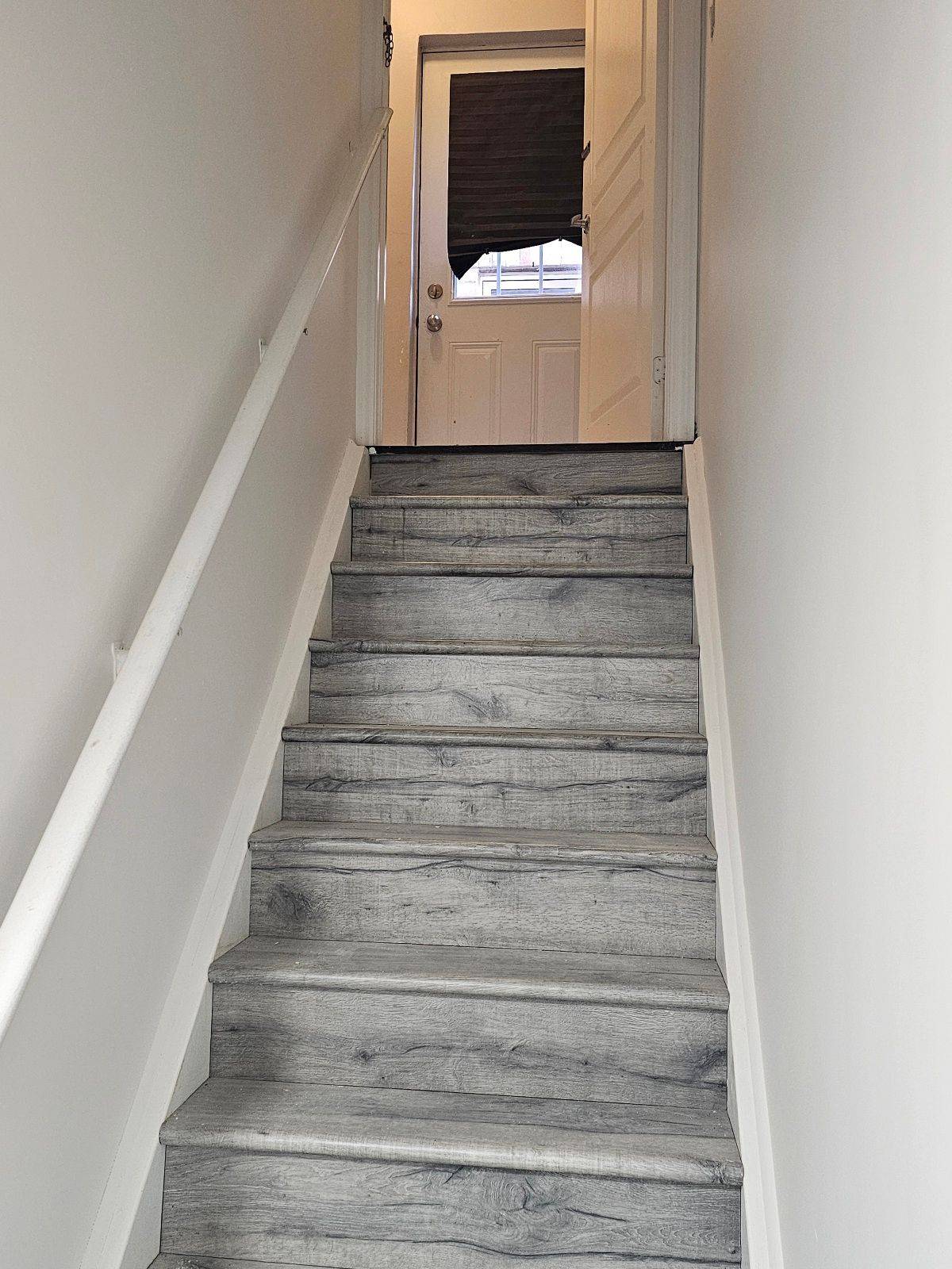 Caledon, ON L7C 4A1,36 Newhouse BLVD #Bsmt