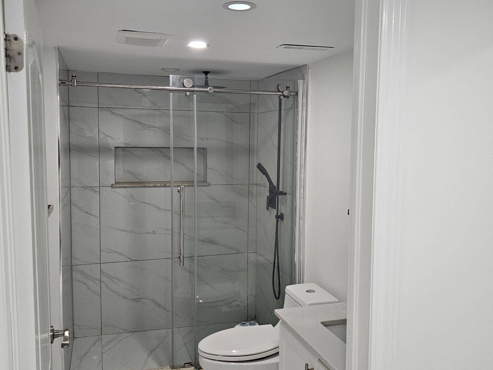 Caledon, ON L7C 4A1,36 Newhouse BLVD #Bsmt