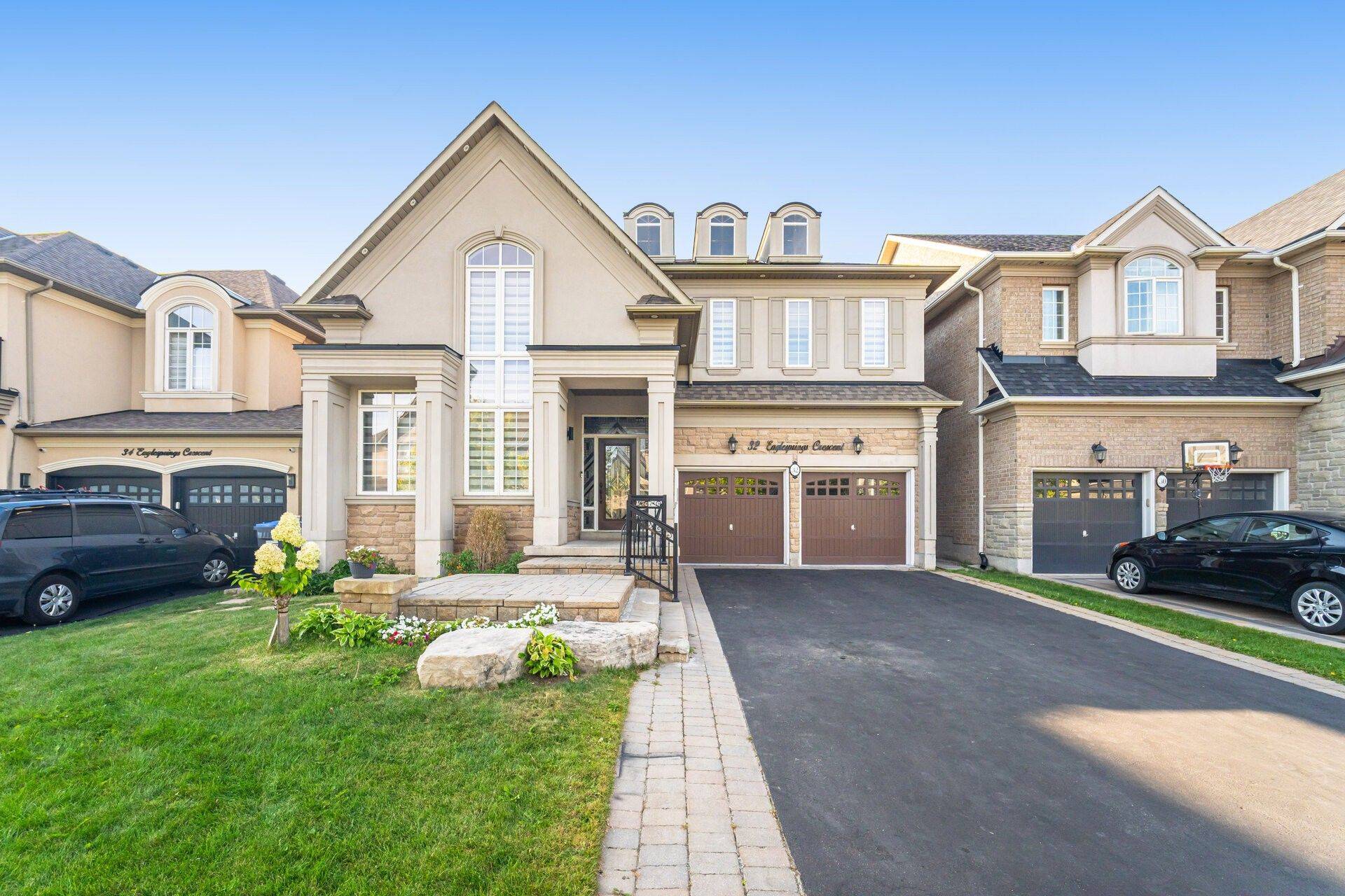 Brampton, ON L6P 2V9,32 Eaglesprings CRES