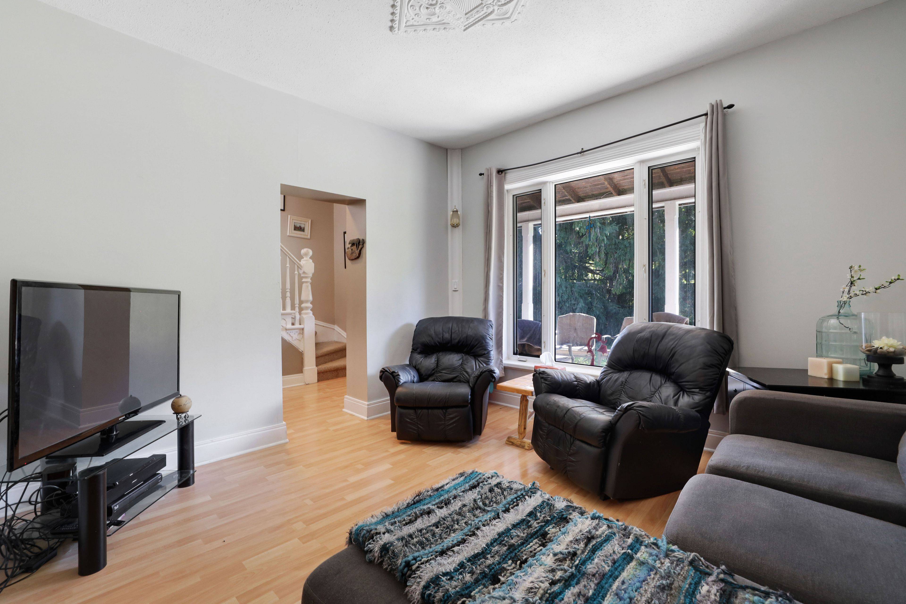 Mcnab/braeside, ON K7V 3Z4,704 CLIFFORD SIDE RD