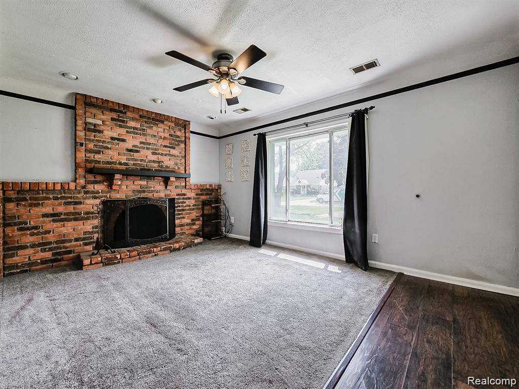 Dearborn, MI 48124,24628 Carlysle ST W