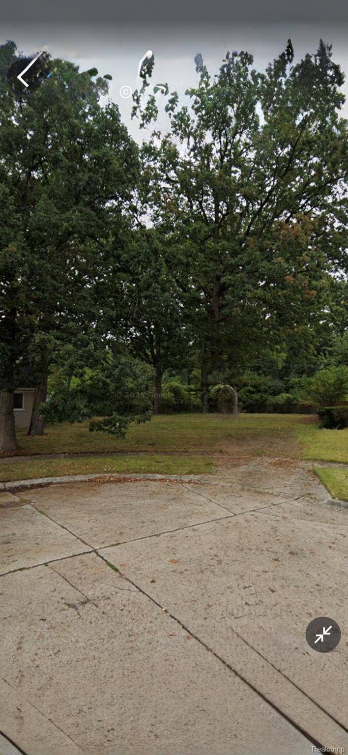 Oak Park, MI 48237,20800 Parklawn AVE