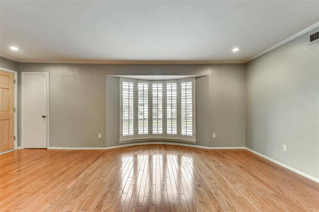 Dallas, TX 75206,5811 E University Boulevard #C