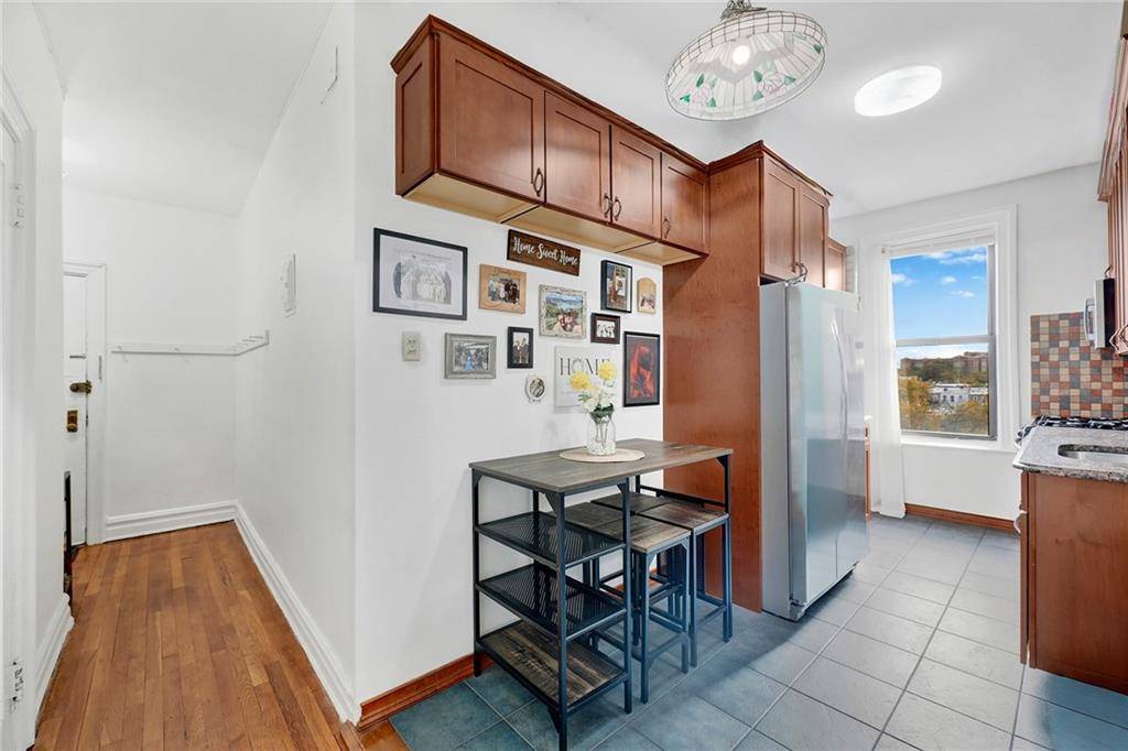 Brooklyn, NY 11209,7401 4th AVE #E9