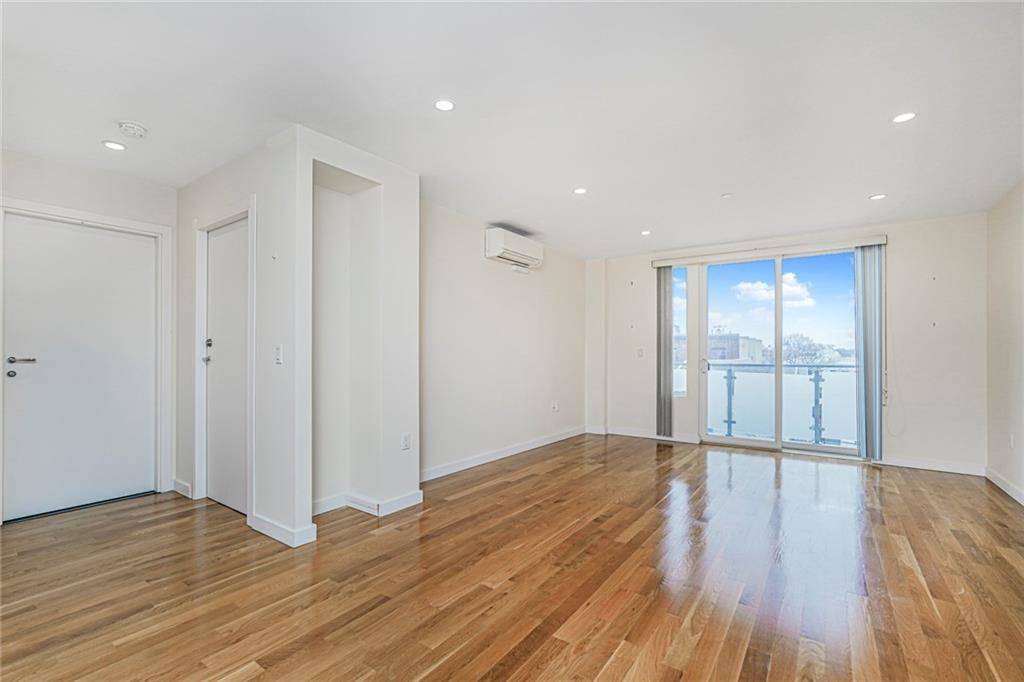Brooklyn, NY 11214,8629 Bay Pkwy #4D