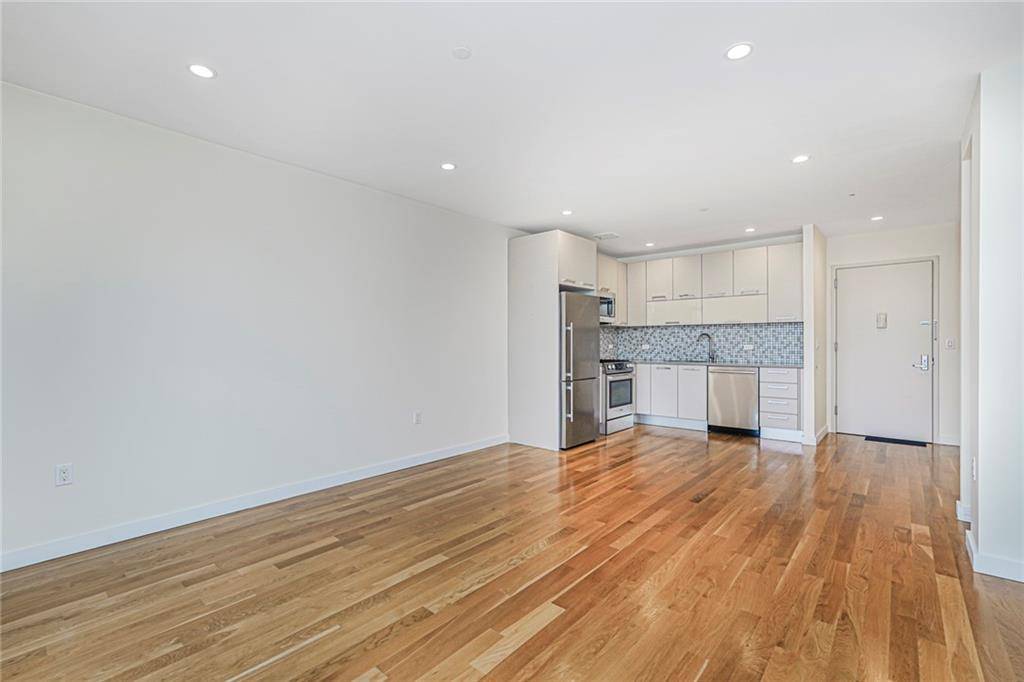 Brooklyn, NY 11214,8629 Bay Pkwy #4D