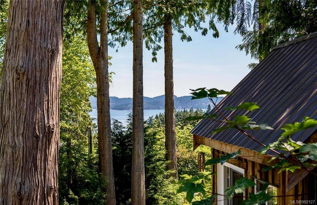 Salt Spring, BC V8K 1P3,174 Victoria St