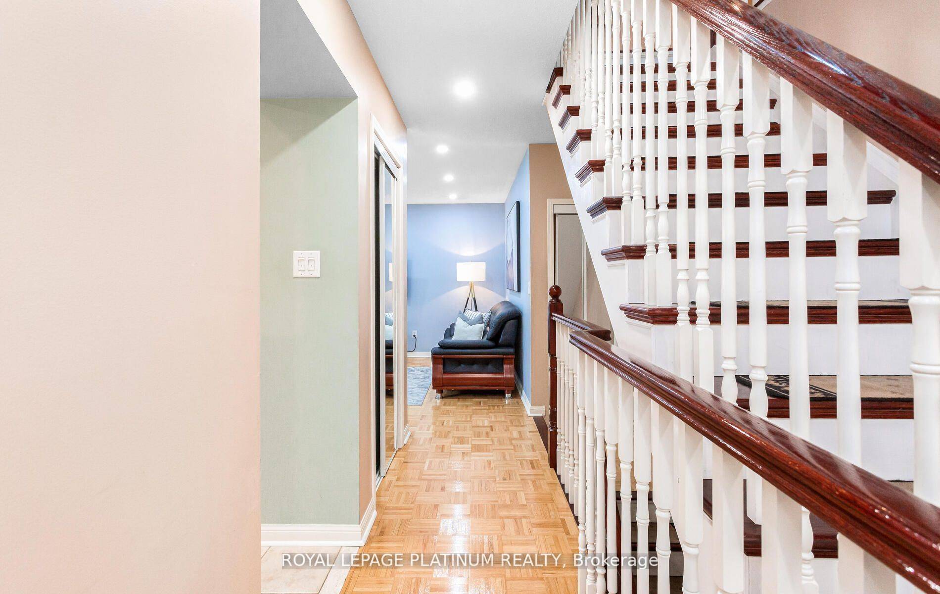 Toronto E11, ON M1X 1W2,4 Skipperhill CRES