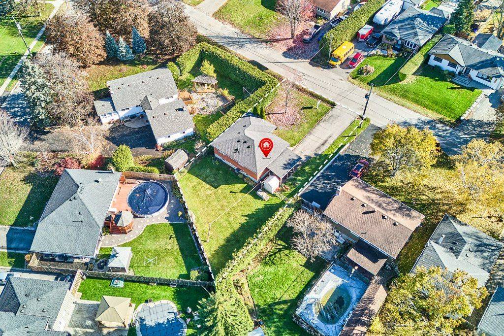 Scugog, ON L9L 1G1,60 Allan ST