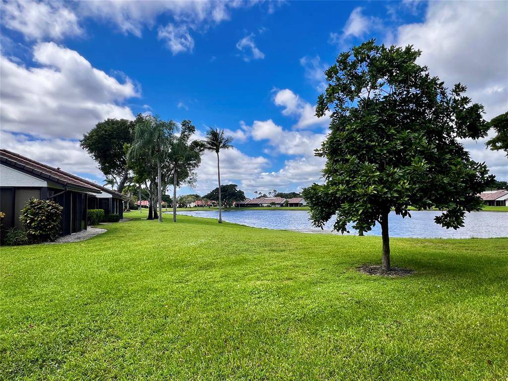 Boynton Beach, FL 33472,5667 Parkwalk Cir E #5667