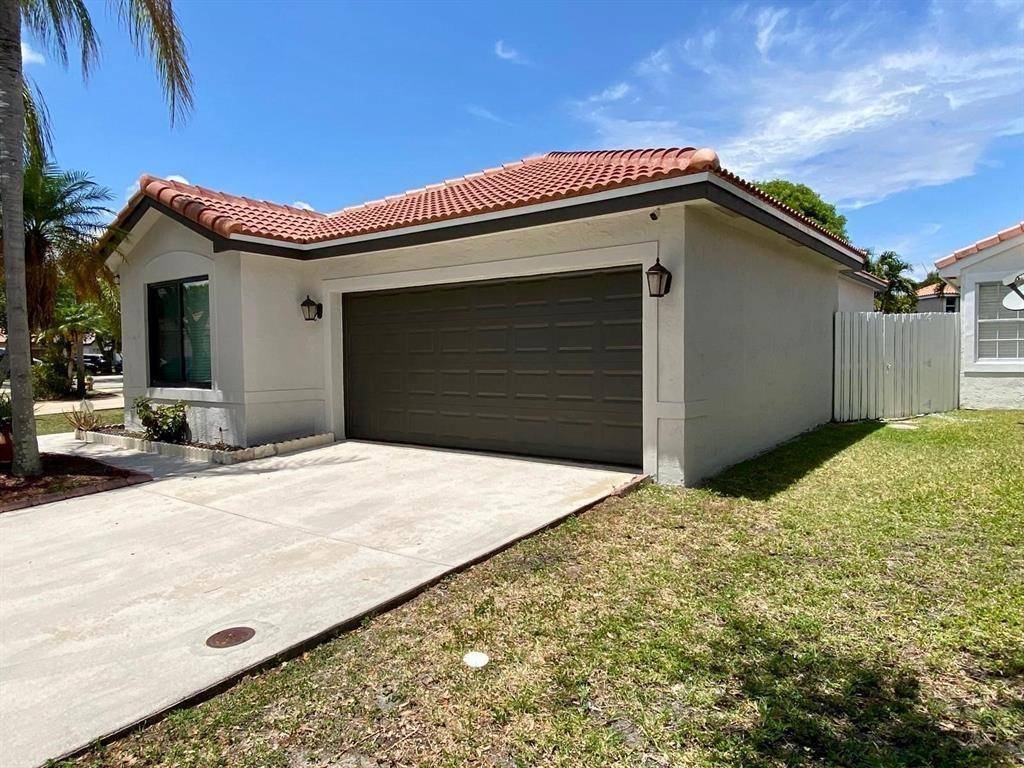 Miramar, FL 33029,17673 SW 19th St