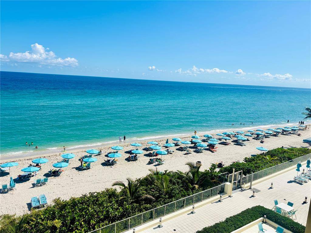 Hollywood, FL 33019,2501 S Ocean Dr #330