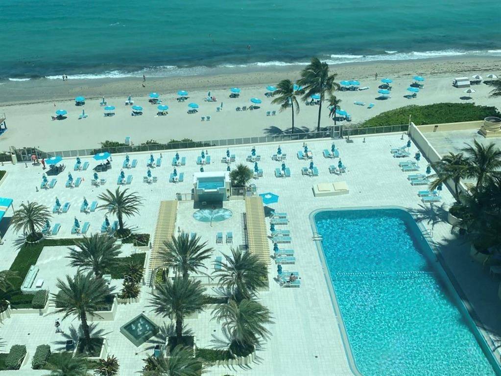 Hollywood, FL 33019,2501 S Ocean Dr #330