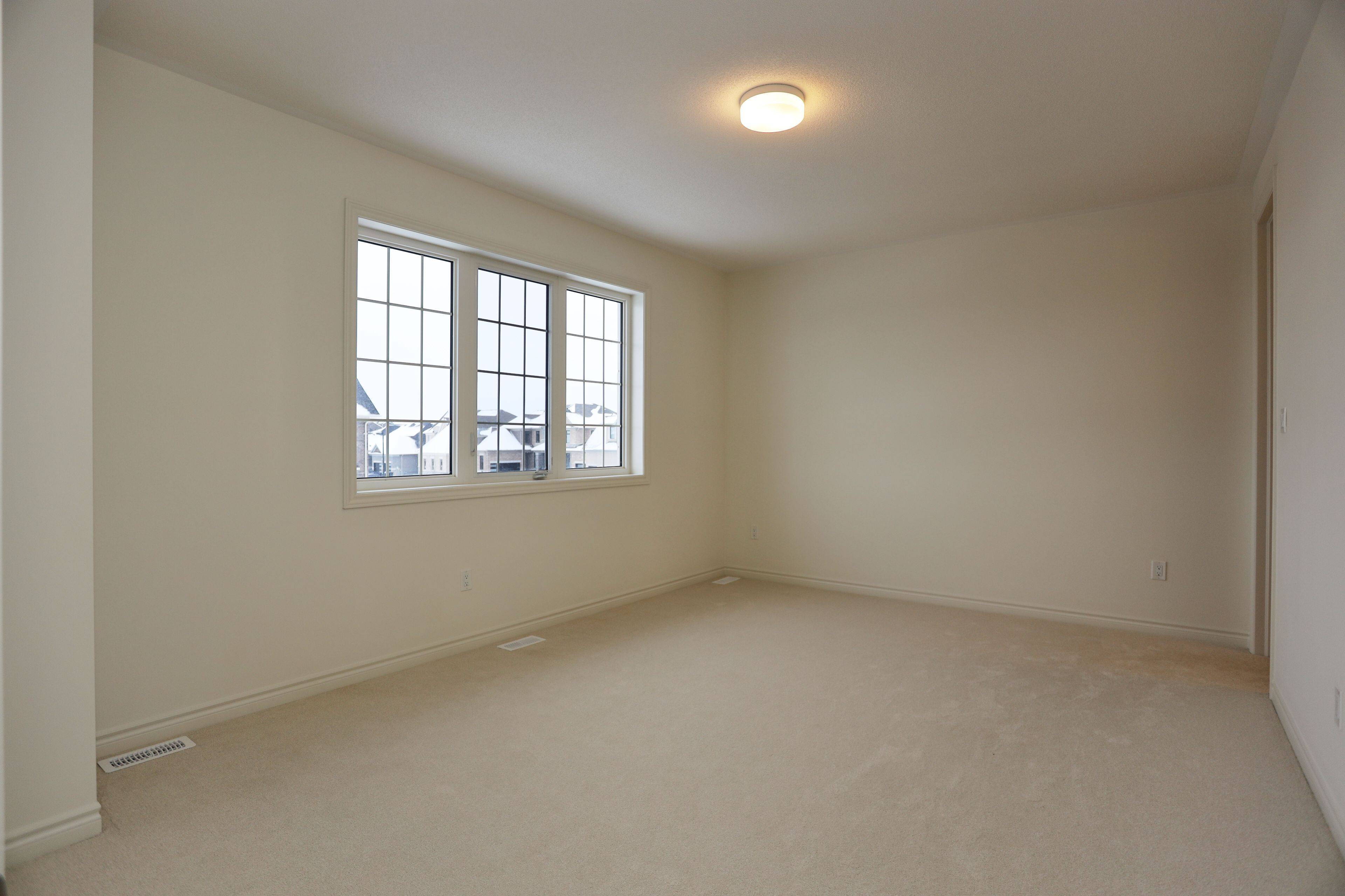 Adjala-tosorontio, ON L0G 1W0,79 Marigold BLVD