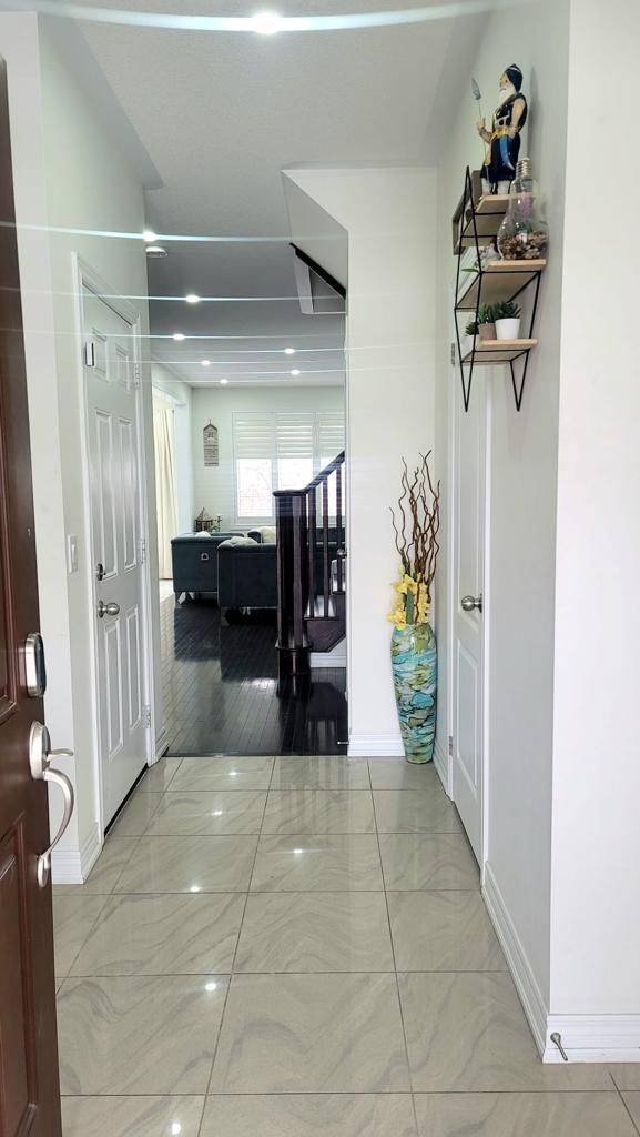 Caledon, ON L7C 3R2,22 Wishing Well CRES