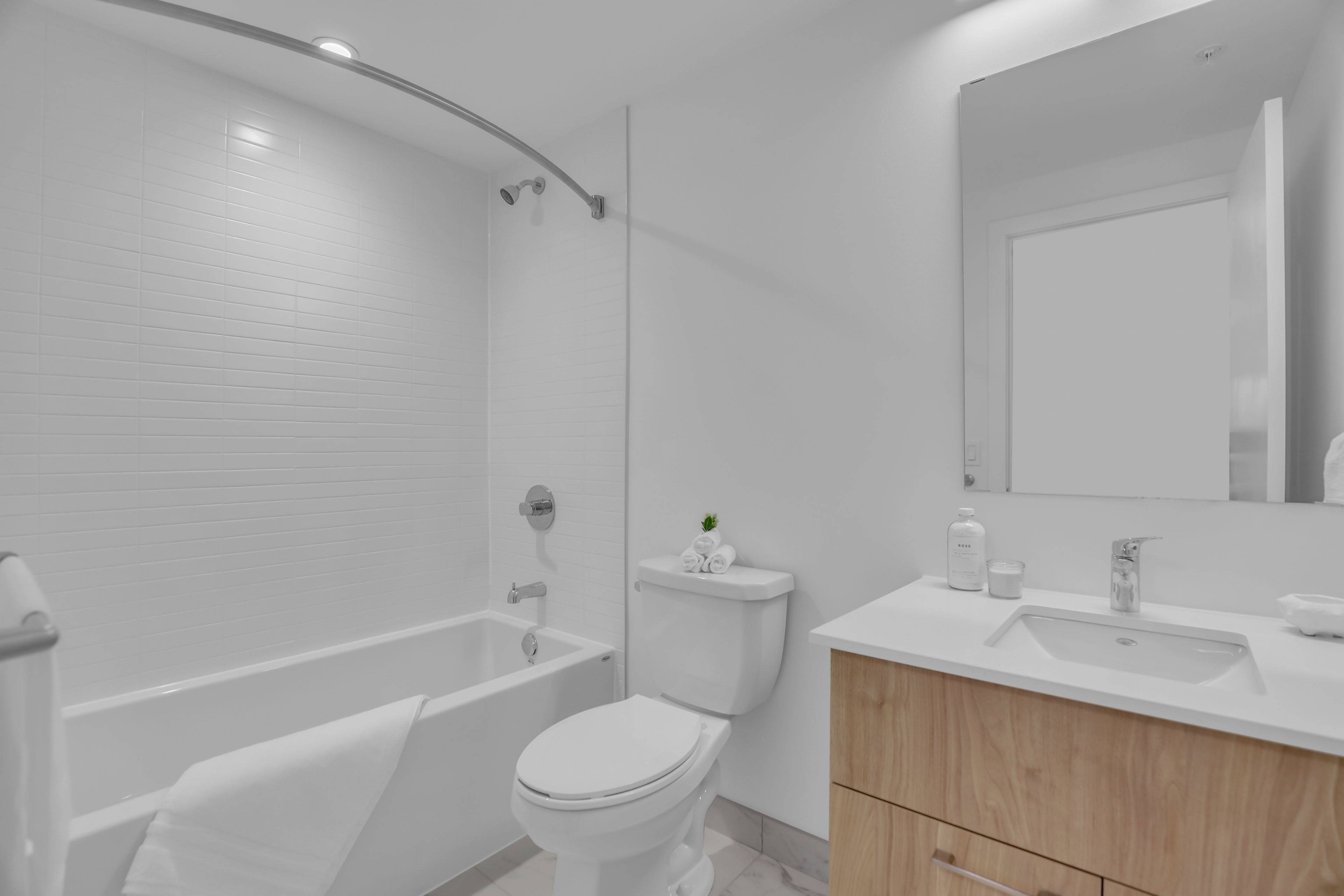 Lower Town - Sandy Hill, ON K1S 8N8,36 Robinson AVE #202