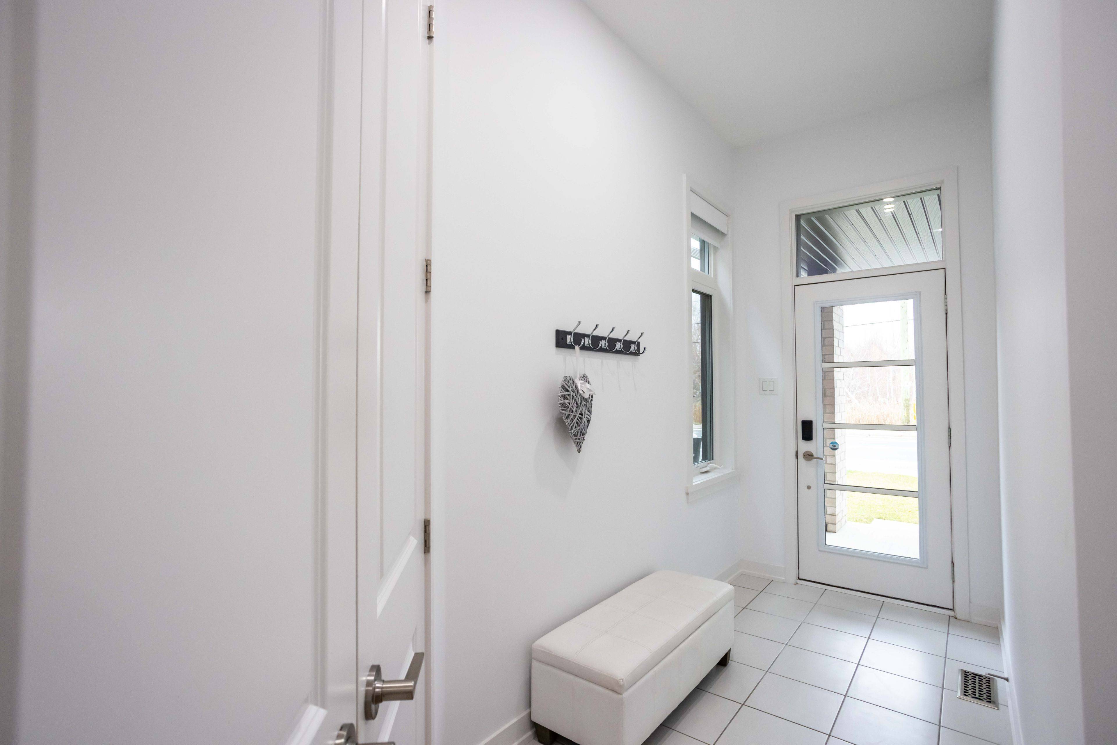 Orleans - Convent Glen And Area, ON K1W 0R8,6487 Renaud RD