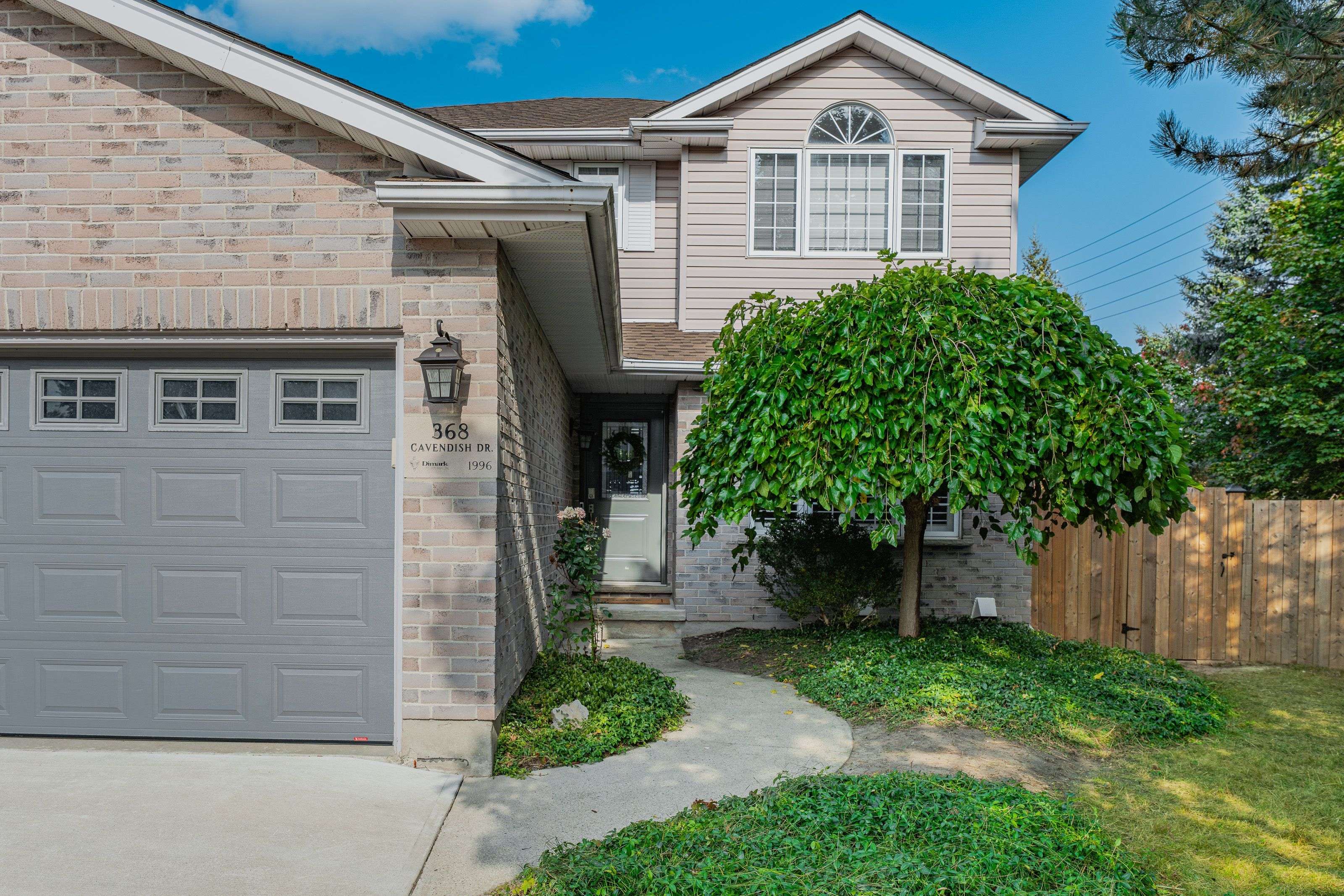 Waterloo, ON N2T 2N6,368 Cavendish DR