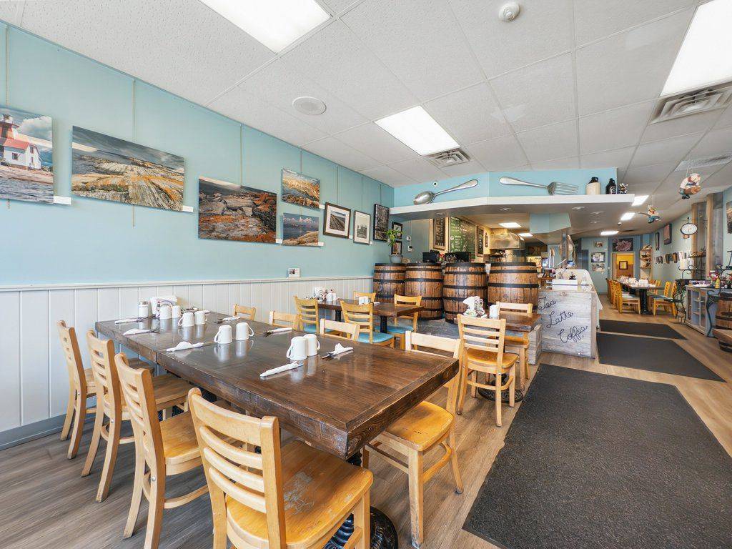 Parry Sound, ON P2A 1T6,65 James ST