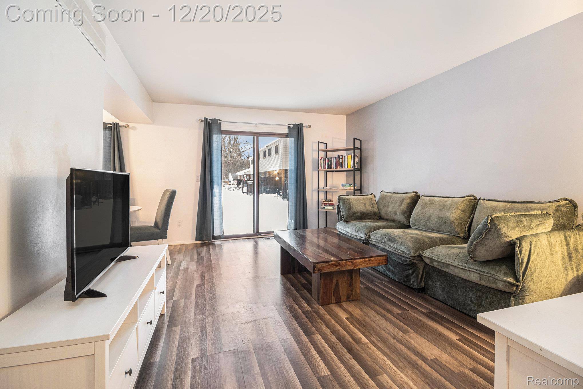 Superior, MI 48198,8354 Lakeview CT