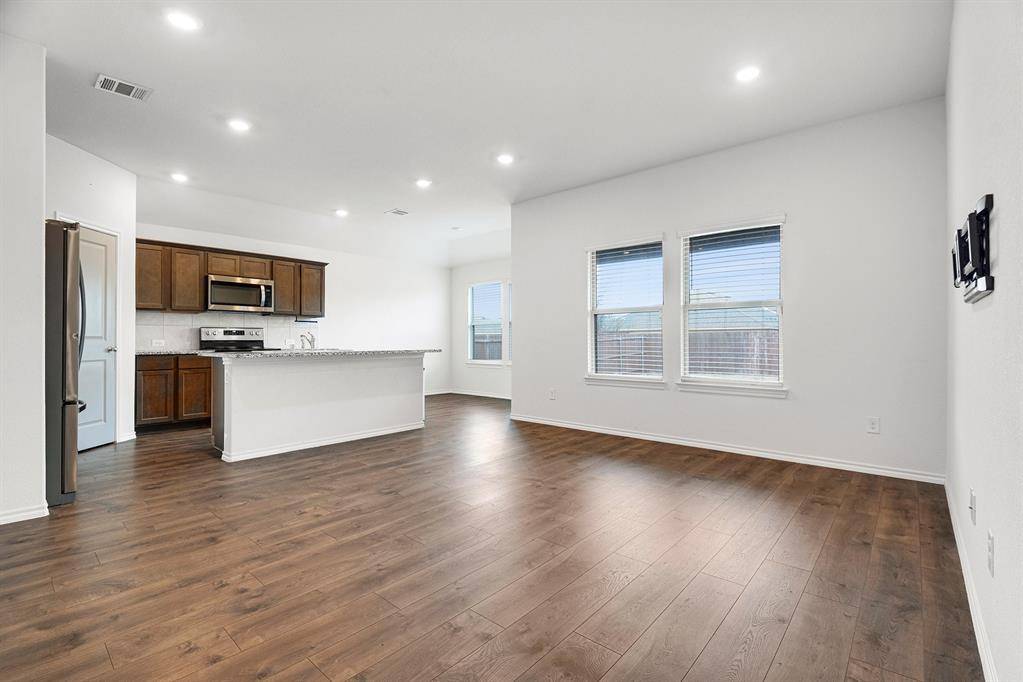 Aubrey, TX 76227,717 English Drive