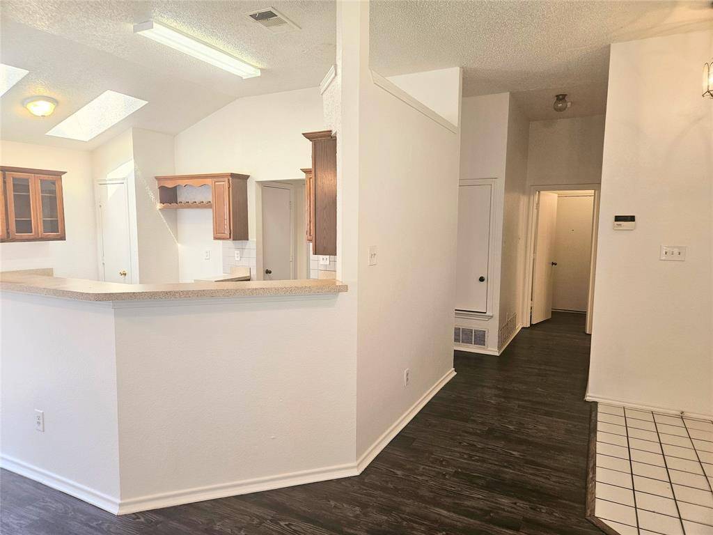 Grand Prairie, TX 75052,3104 MORNING MEADOW Lane