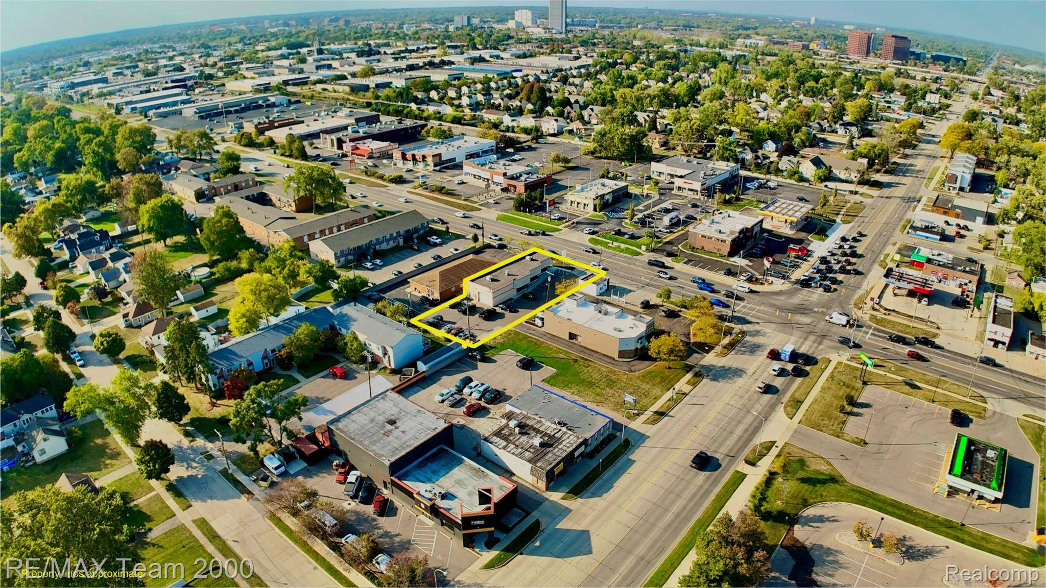 Clawson, MI 48017,47 W Maple RD