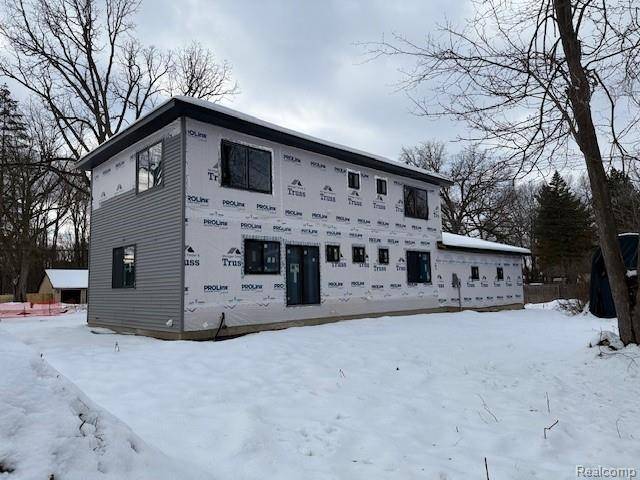 Clarkston, MI 48346,5031 Clintonville RD