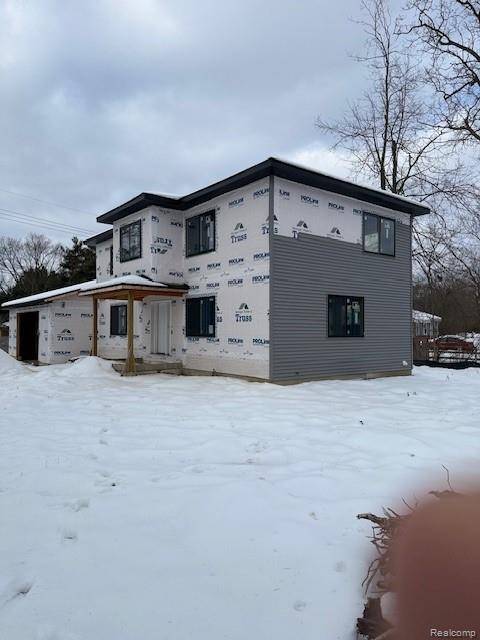 Clarkston, MI 48346,5031 Clintonville RD