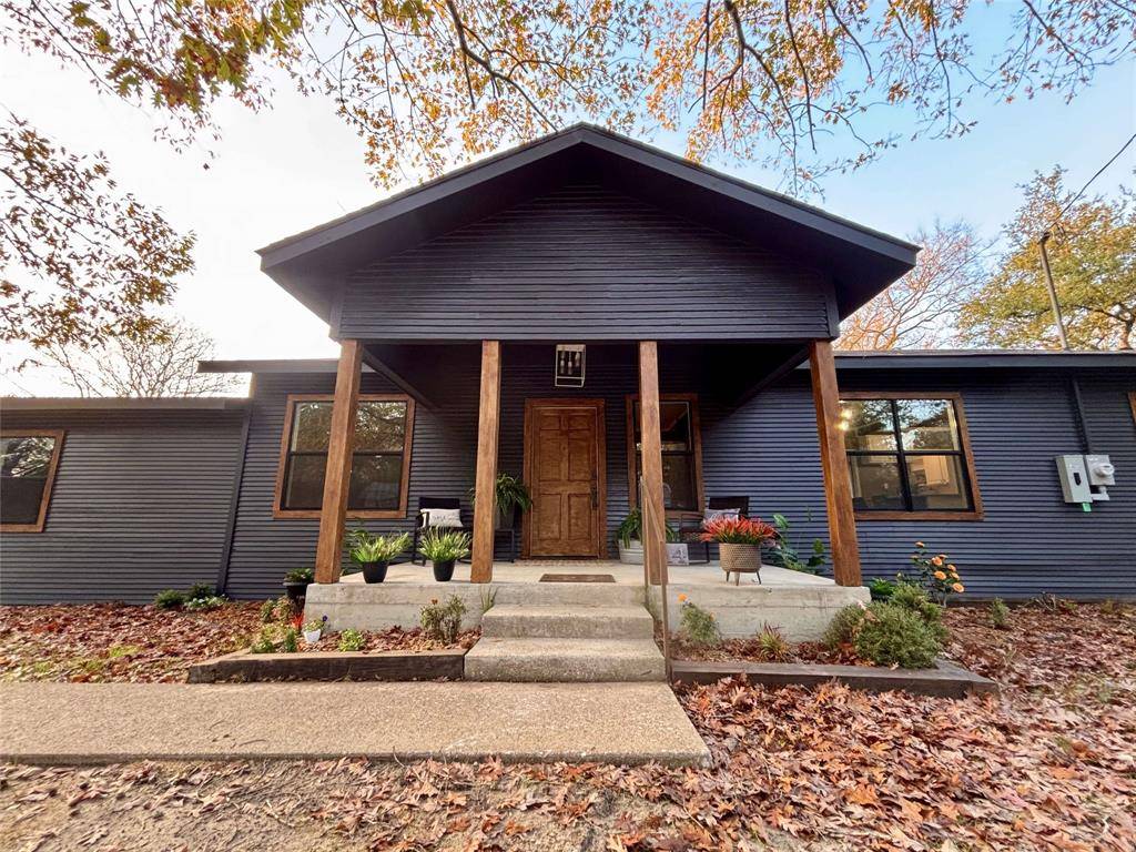 Huntington, TX 75949,514 E Linn Street