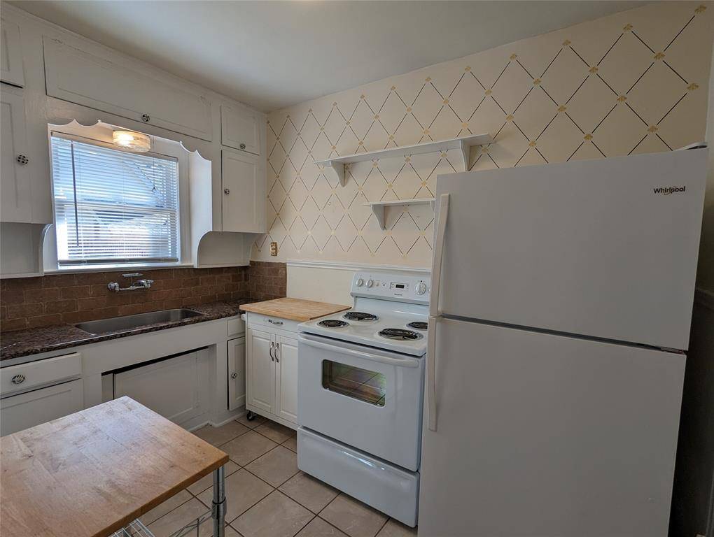 Dallas, TX 75214,6330 Vickery Boulevard