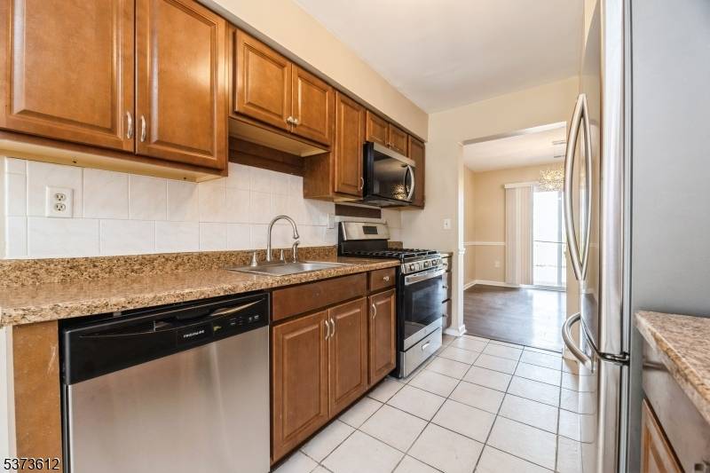 Howell Twp., NJ 07728,7 Sloop Sq