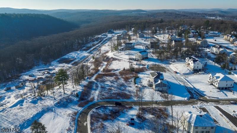 West Milford Twp., NJ 07480,60 Heritage Dr