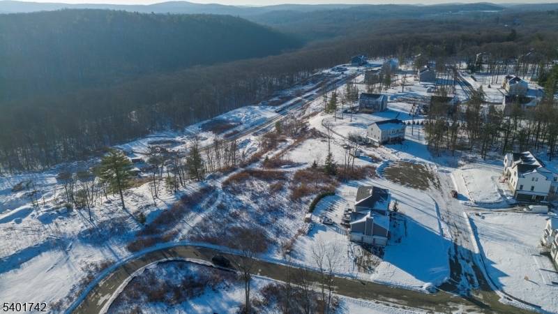 West Milford Twp., NJ 07480,60 Heritage Dr