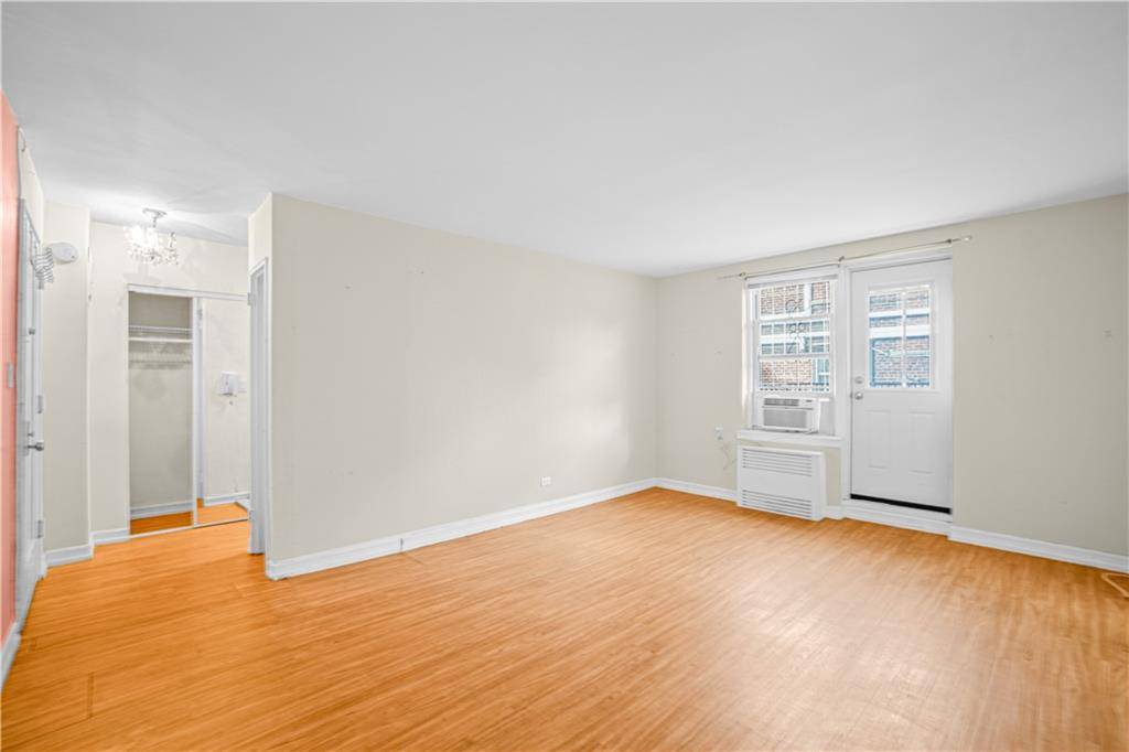 Brooklyn, NY 11223,393 Avenue S #1G