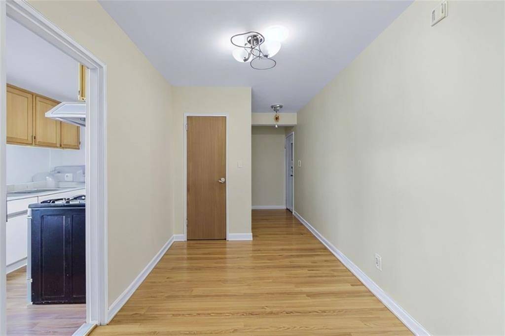 Brooklyn, NY 11223,367 Avenue S #2E