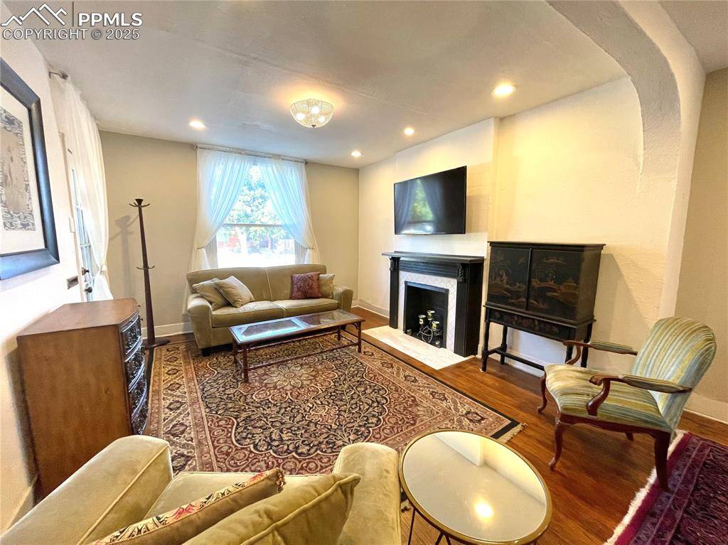 Pueblo, CO 81004,319 E Evans AVE