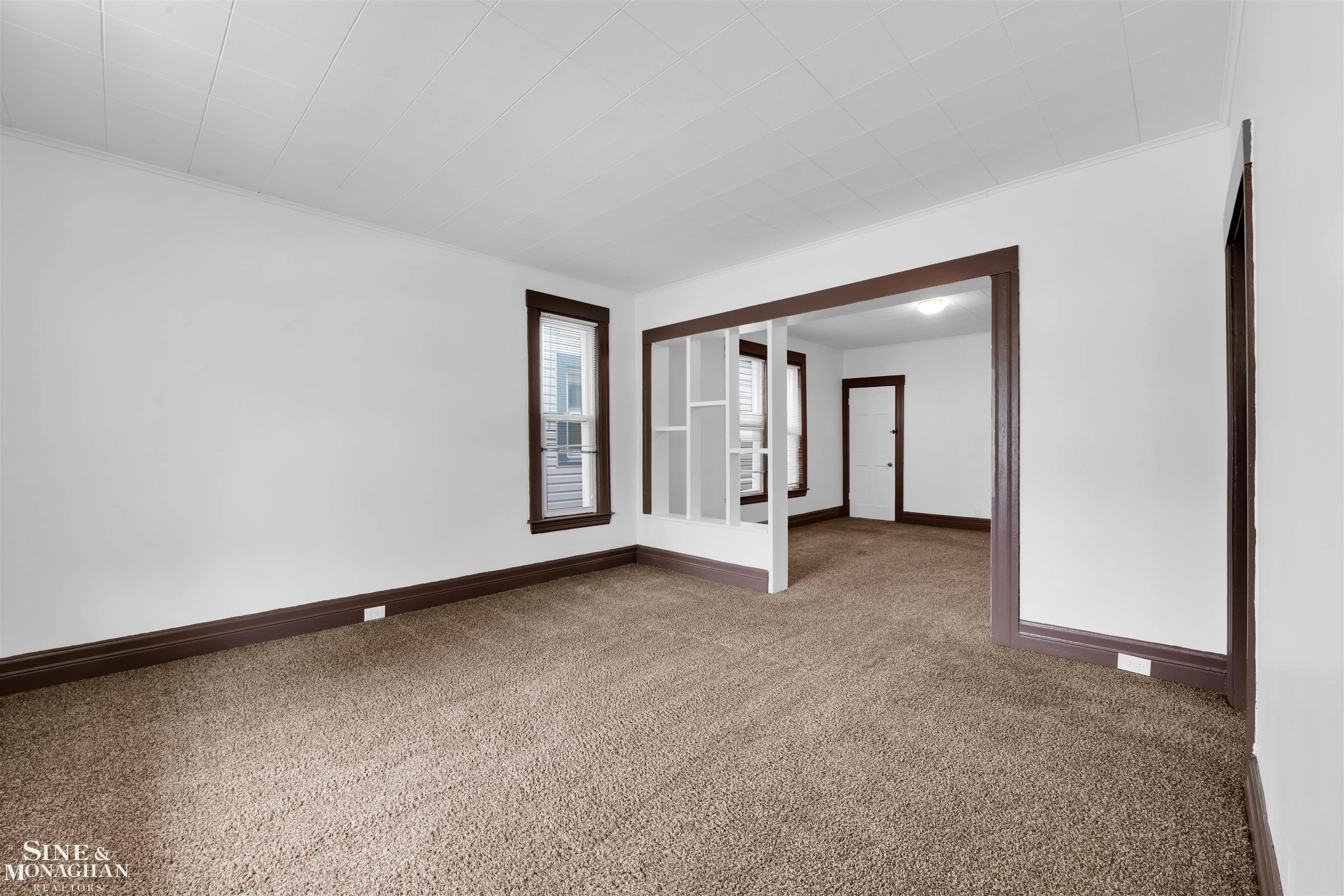 Grosse Pointe Park, MI 48230,1083 Lakepointe ST