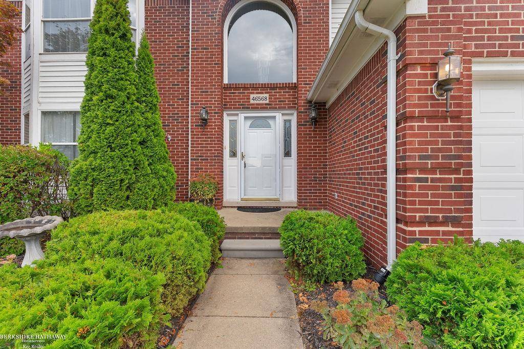 Macomb, MI 48044,46568 Riverwoods DR