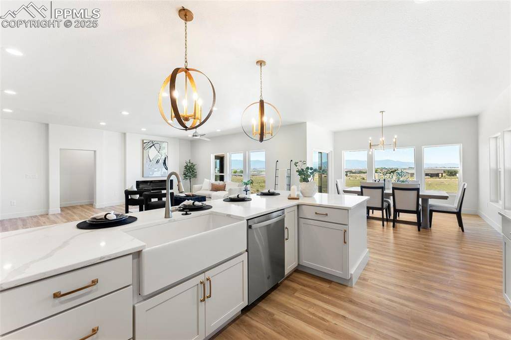 Penrose, CO 81240,47 Top Rail TRL