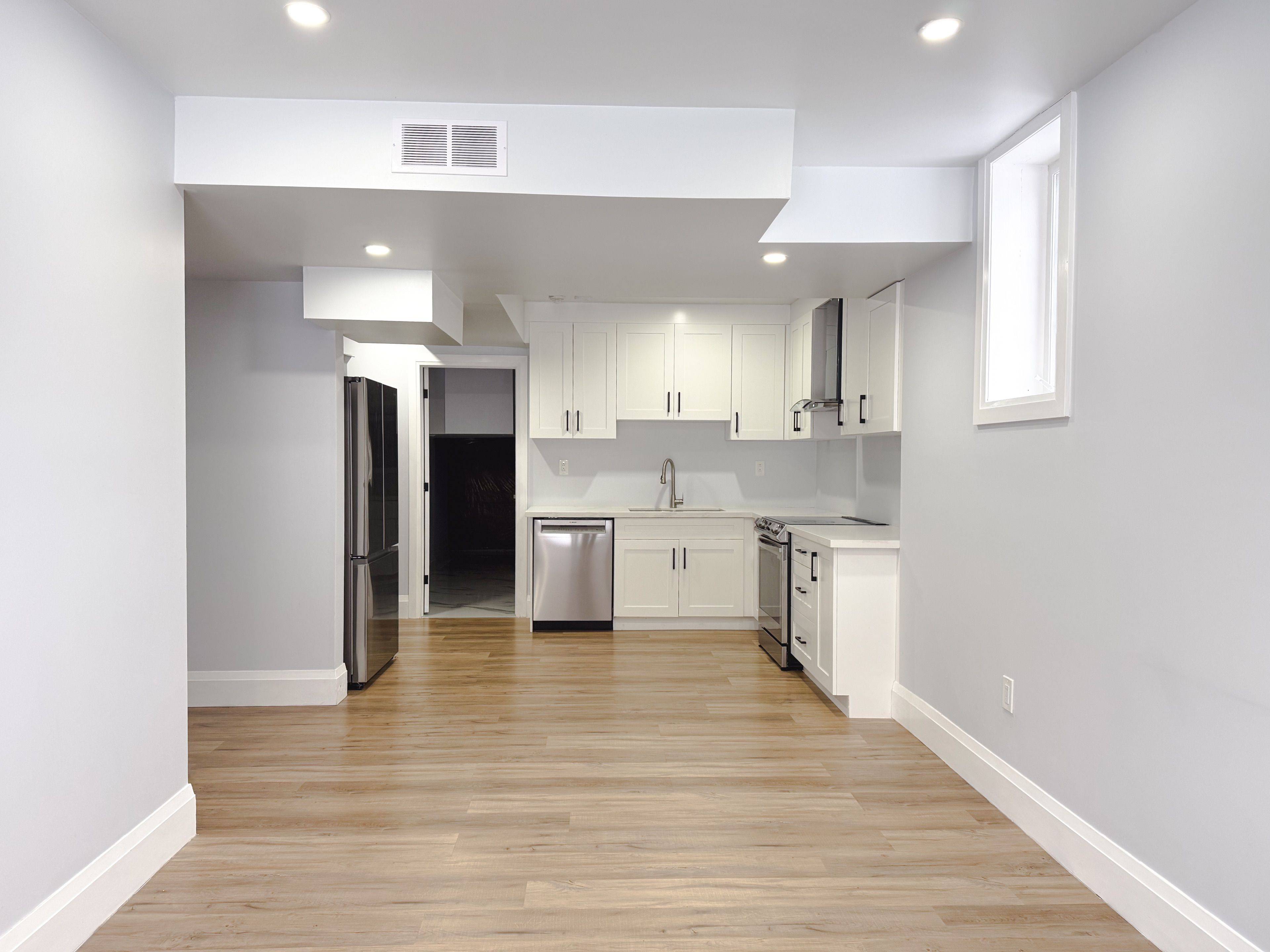 Clarington, ON L1C 4A1,39 Crombie ST #Bsmt