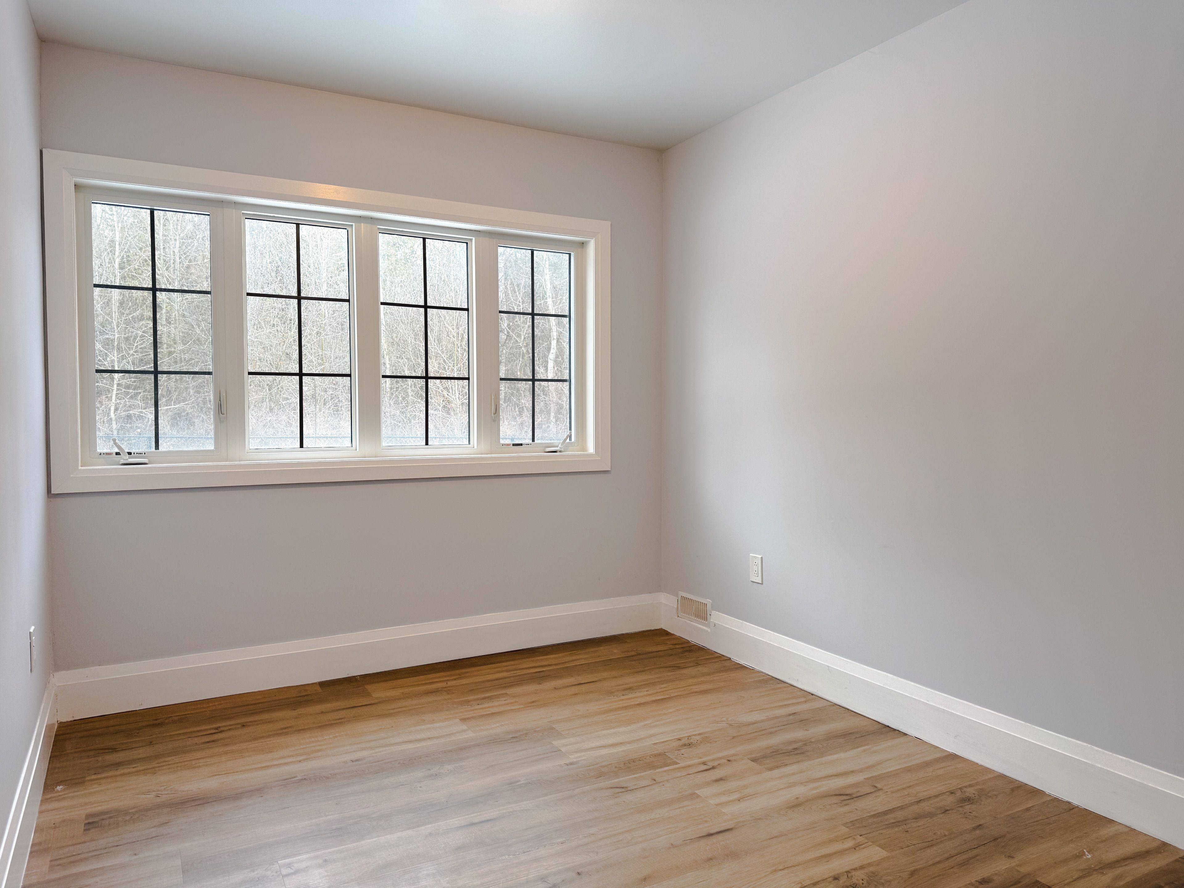 Clarington, ON L1C 4A1,39 Crombie ST #Bsmt