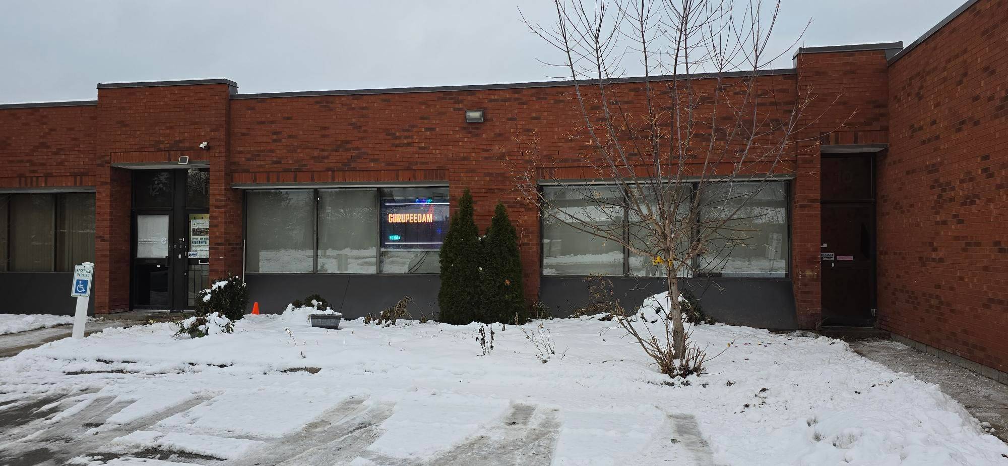 Toronto E07, ON M1V 5E4,151 Nashdene RD #10, 11