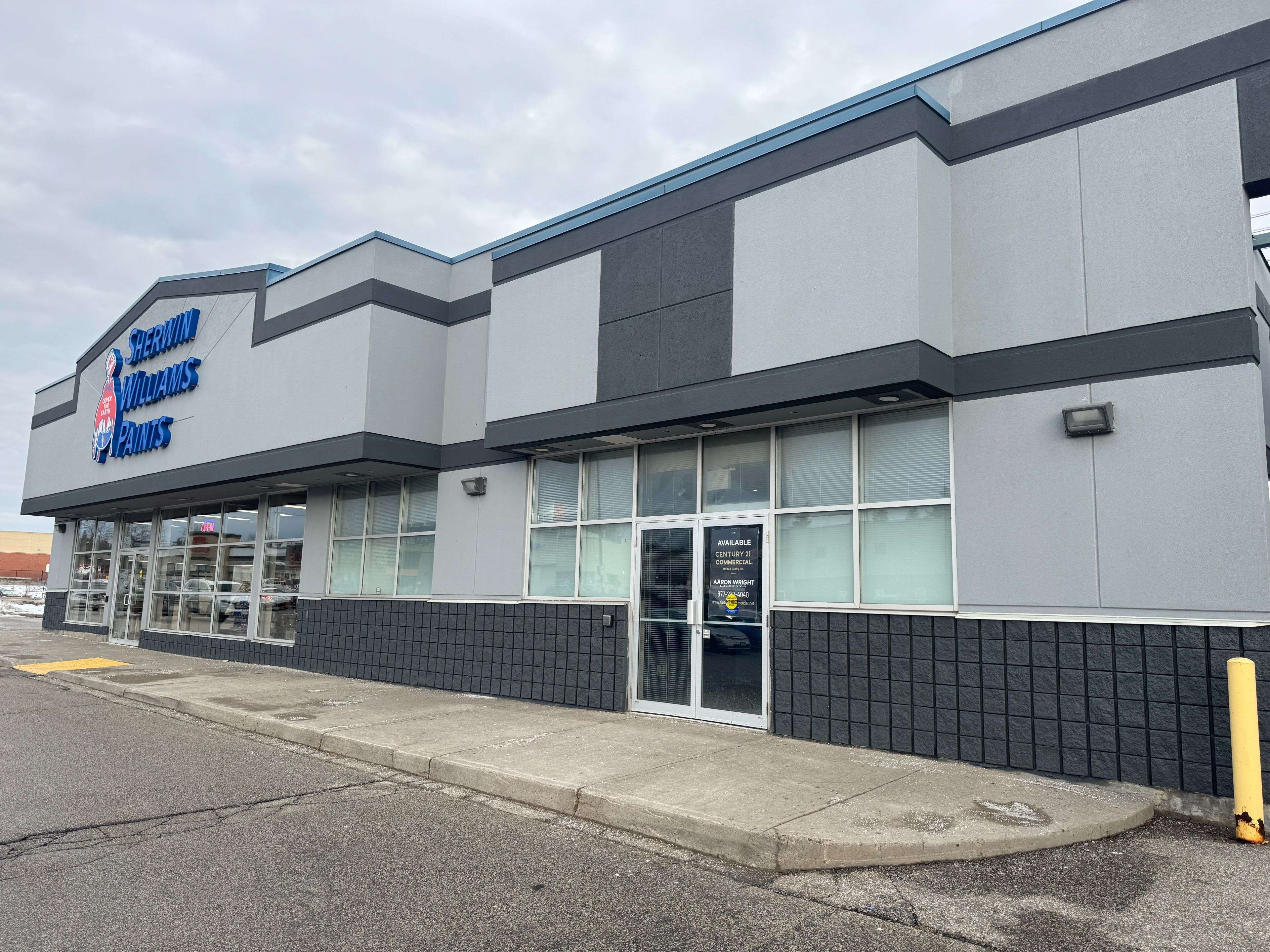 Toronto E11, ON M1B 5N6,851 Milner AVE #D2002