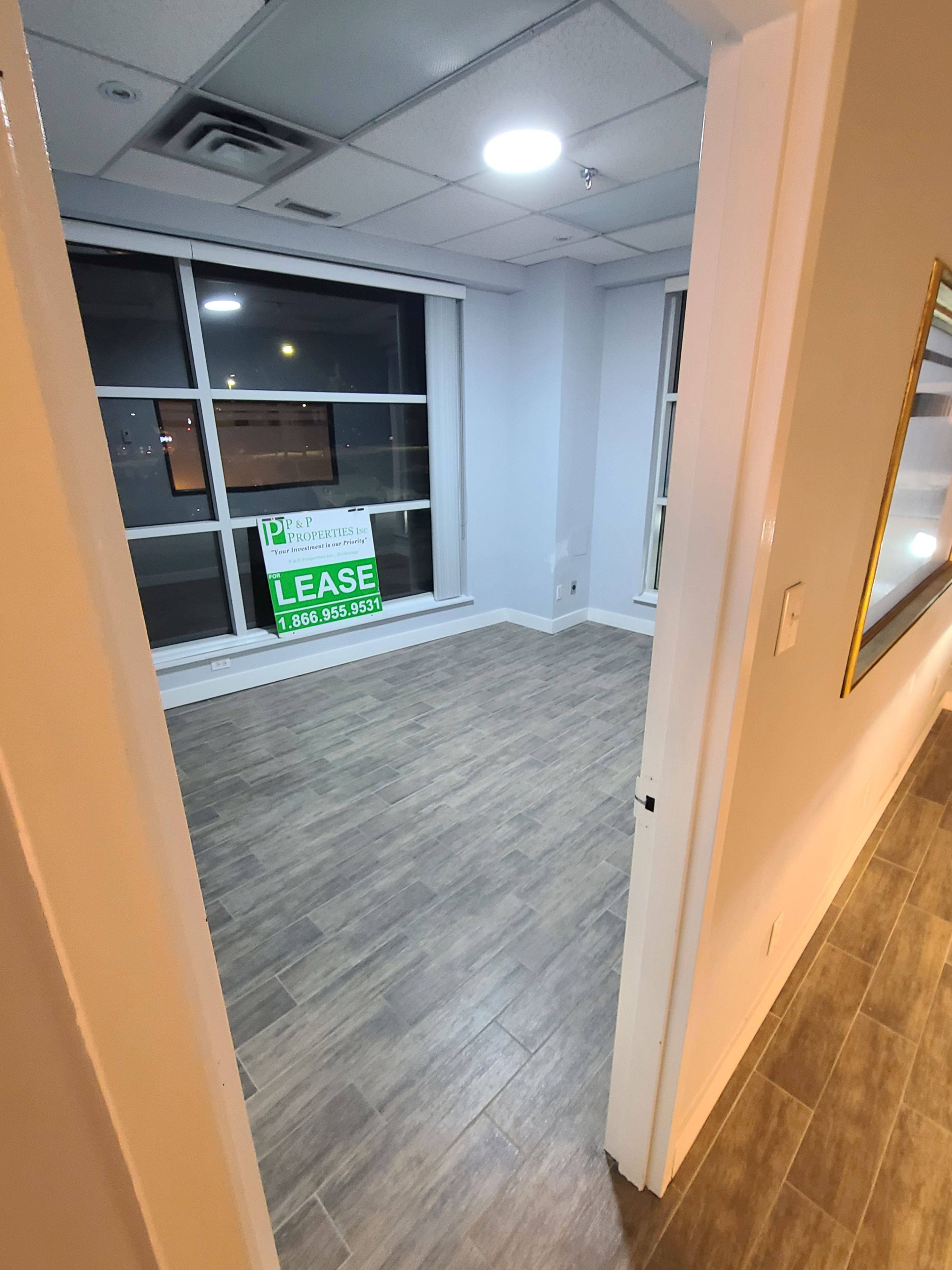 Markham, ON L3R 0N6,155 Mcintosh DR #2