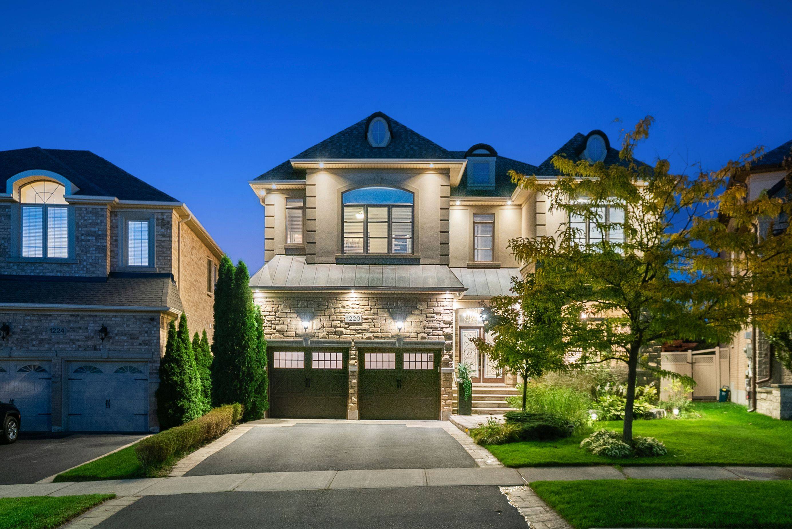 Oakville, ON L6H 0A8,1220 Milna DR