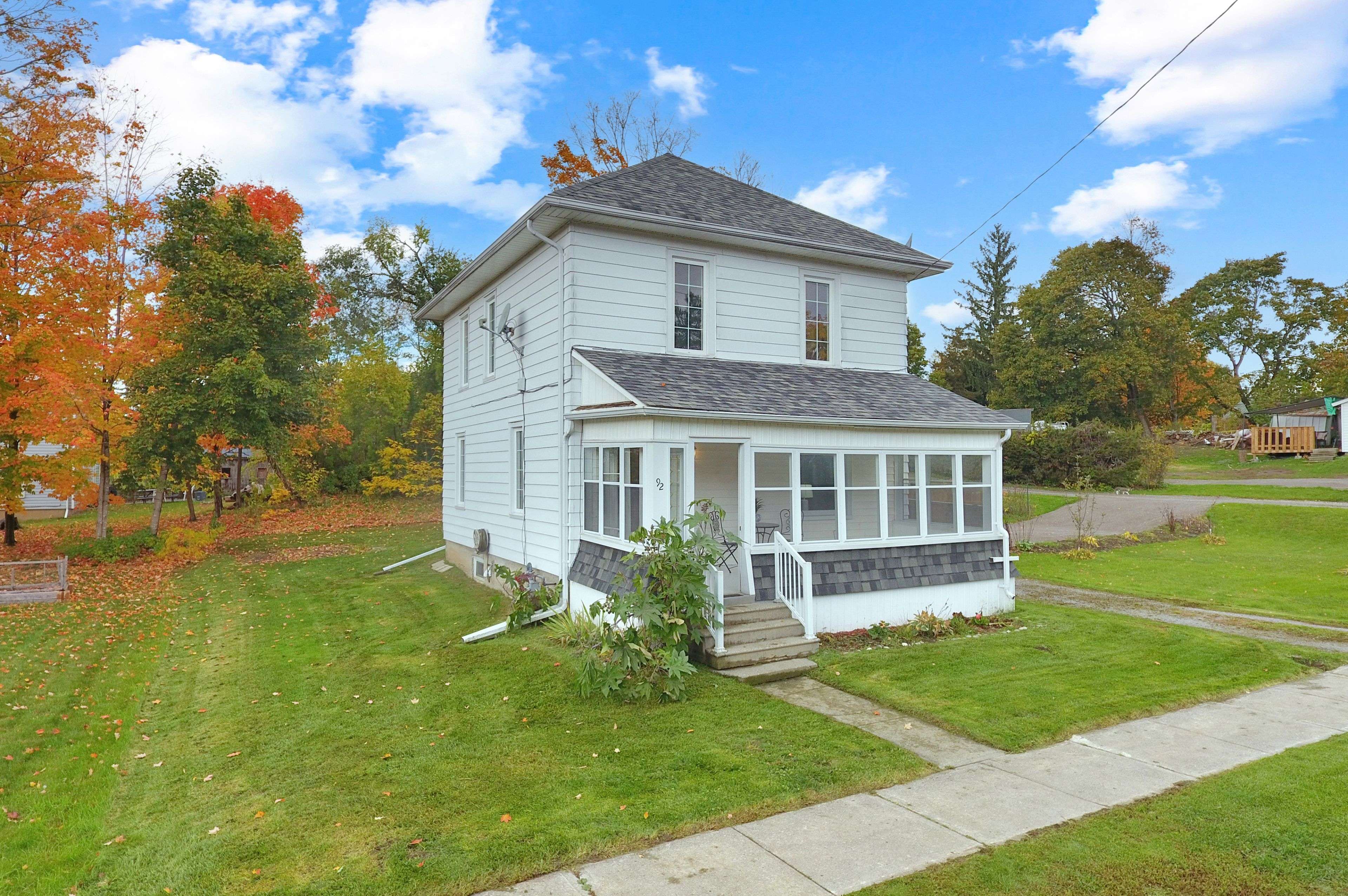 Trent Hills, ON K0L 1L0,92 Booth ST S