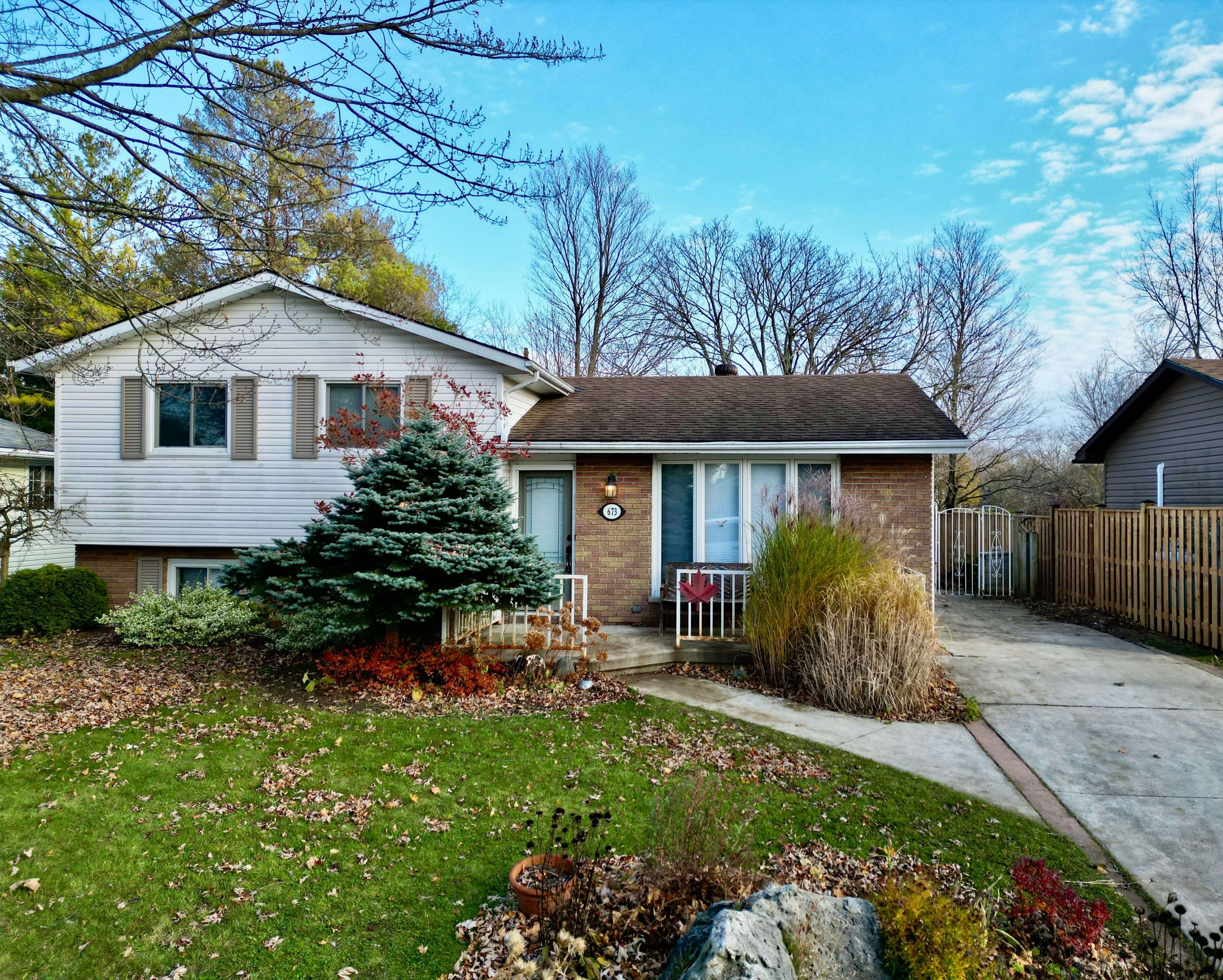 Kincardine, ON N2Z 1T2,673 Scott ST