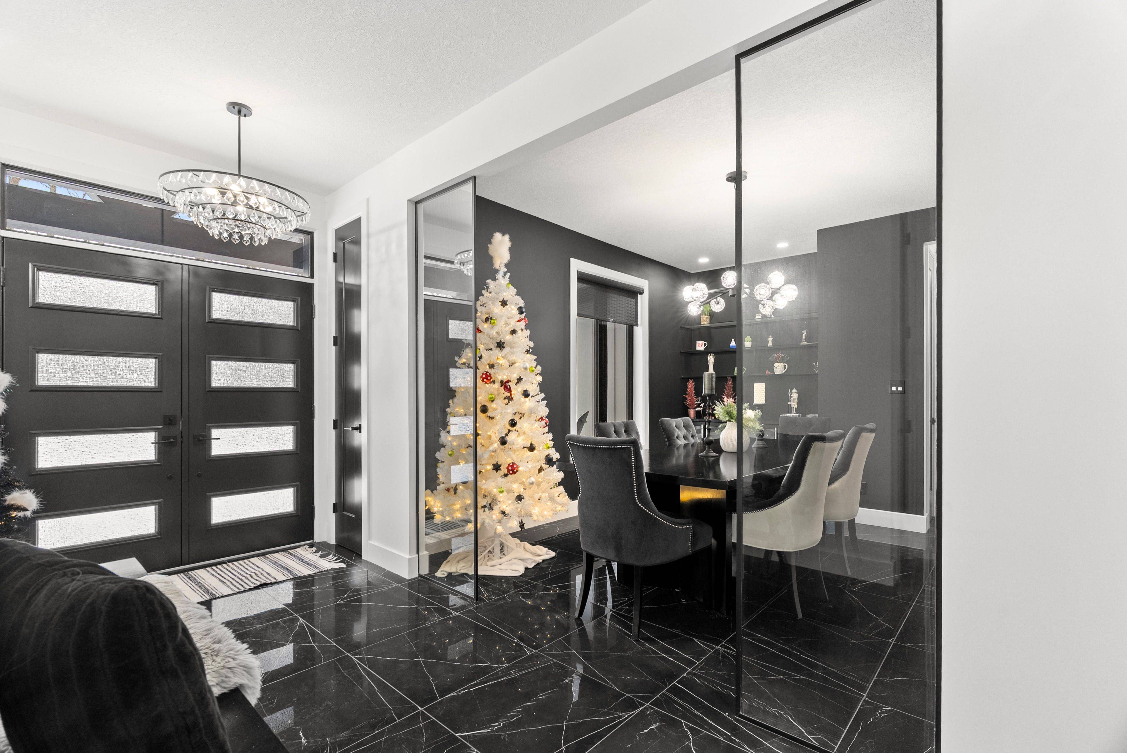 Lambton Shores, ON N0M 1T0,10143 Pinery Bluffs RD