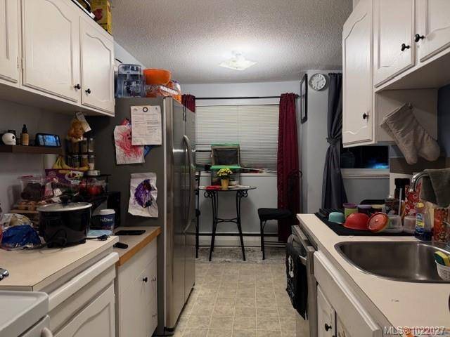 Nanaimo, BC V9R 2A4,997 Bowen Rd #4108